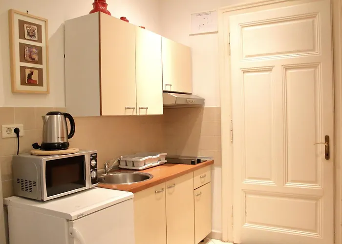 San Giuseppe * ロヴラン